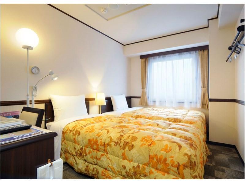 Toyoko Inn Toyama-Eki Shinkansen-Guchi No.2 Zewnętrze zdjęcie